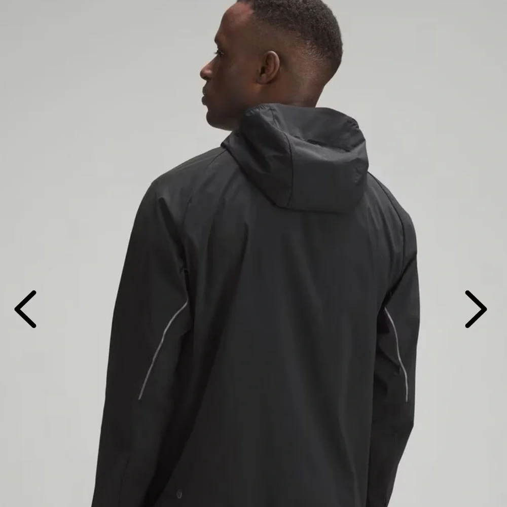 Lululemon Fast and Free Jacket - Picture 4 of 15